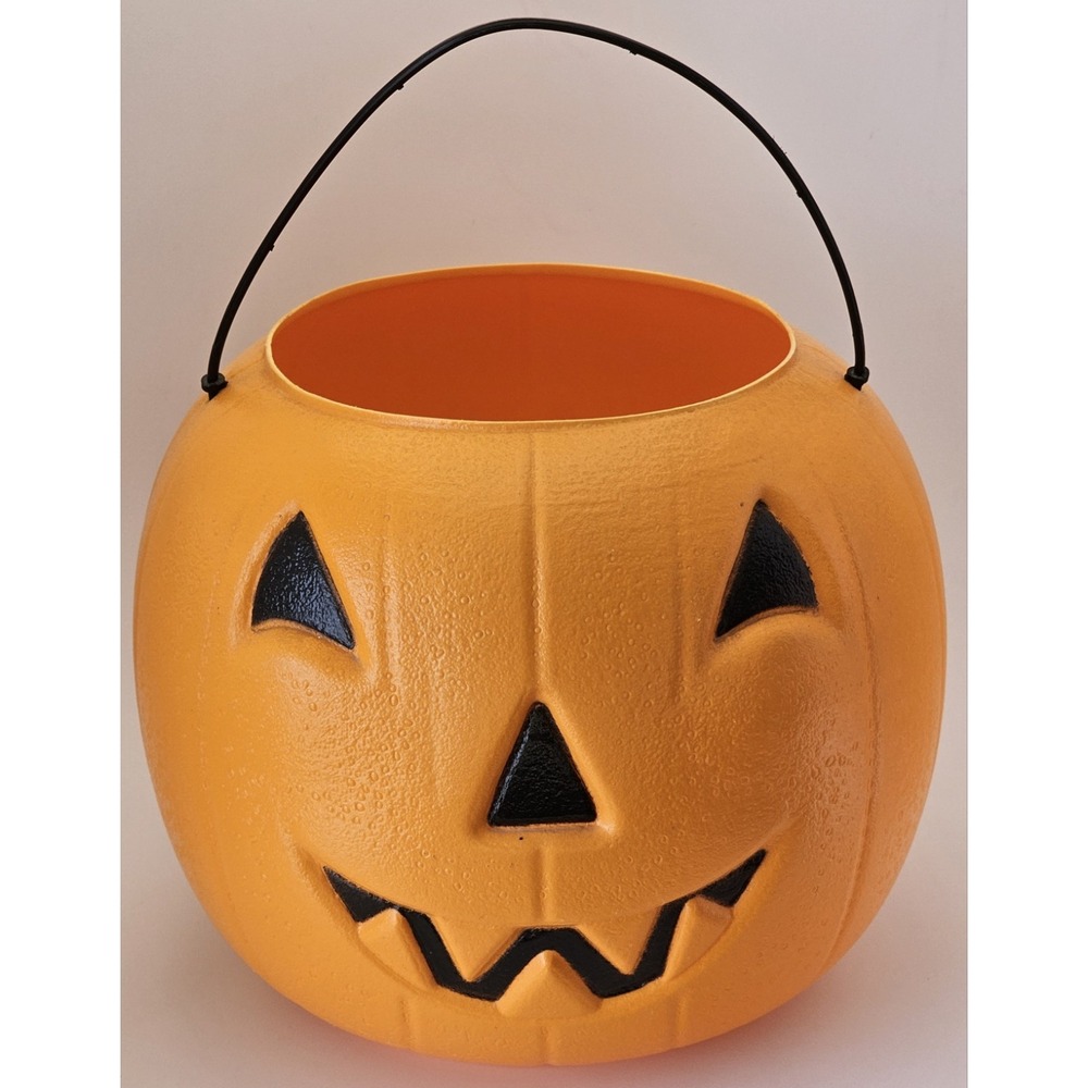 Vintage General Foam Plastics Blow Mold Jack O Lantern Halloween Candy Bucket‎